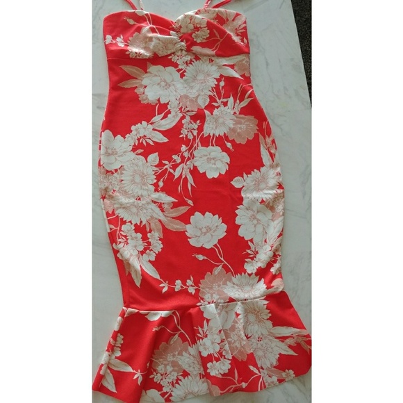 Boohoo red and white floral mermaid dress - Picture 1 of 3